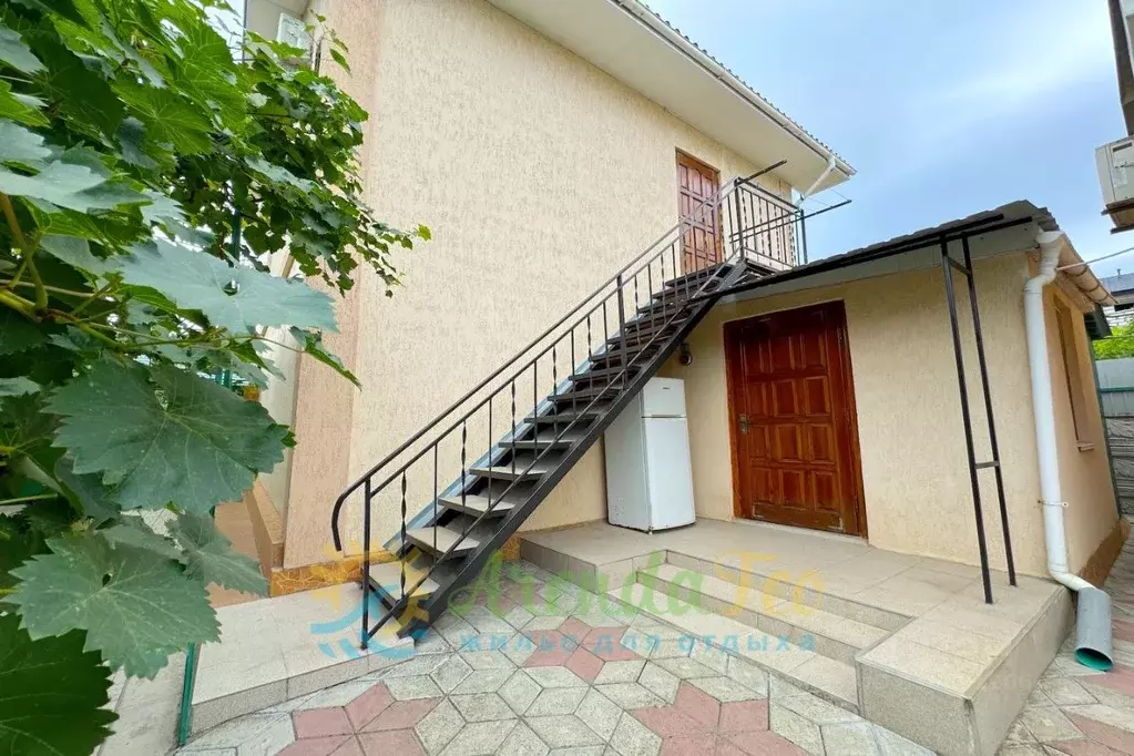 Дом в Крым, Феодосия ул. Народная (40 м) - Фото 1