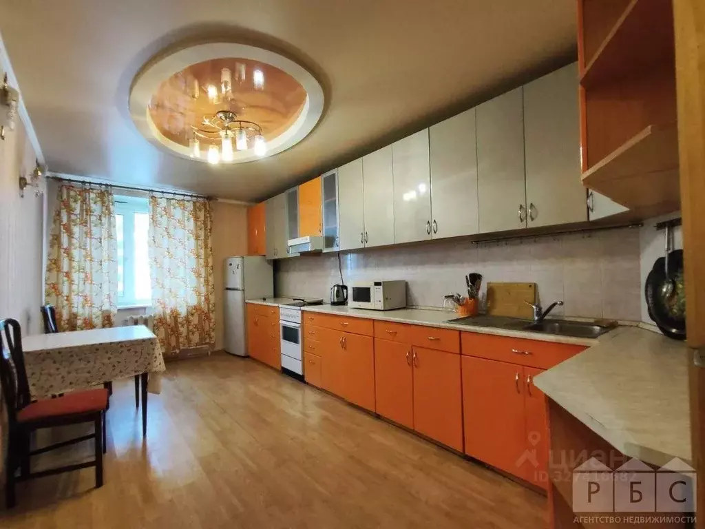 3-к кв. Саратовская область, Саратов ул. Большая Горная, 219/145 (70.0 ... - Фото 1