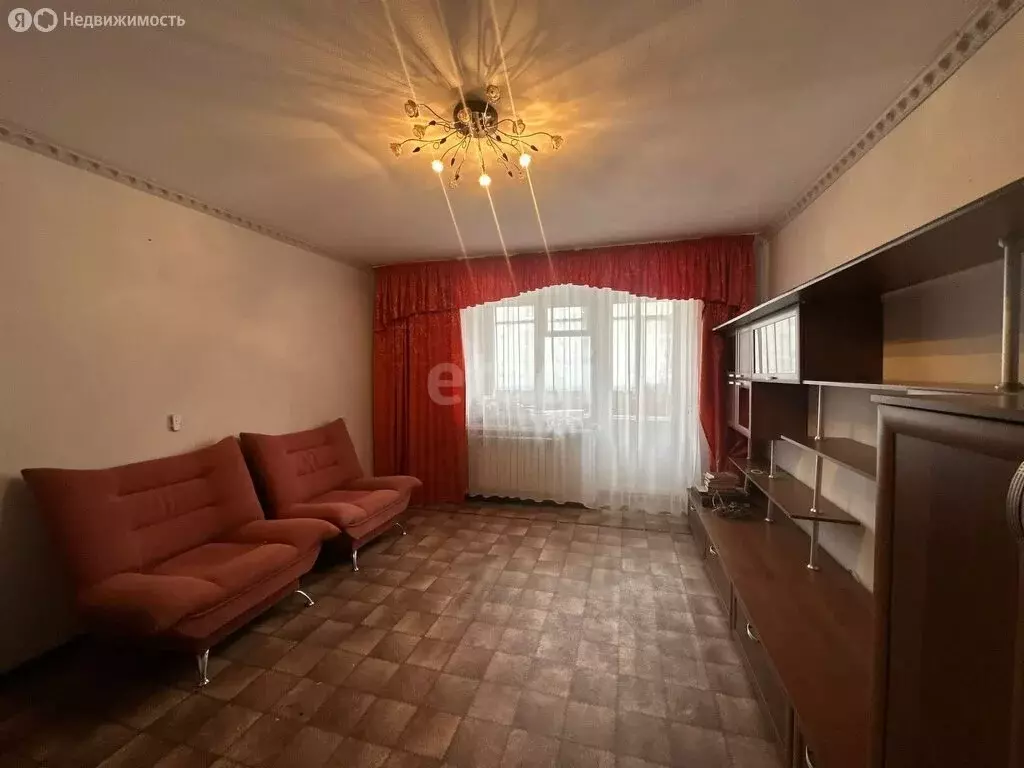 4-комнатная квартира: Салават, улица Ленина, 49А (76 м) - Фото 1