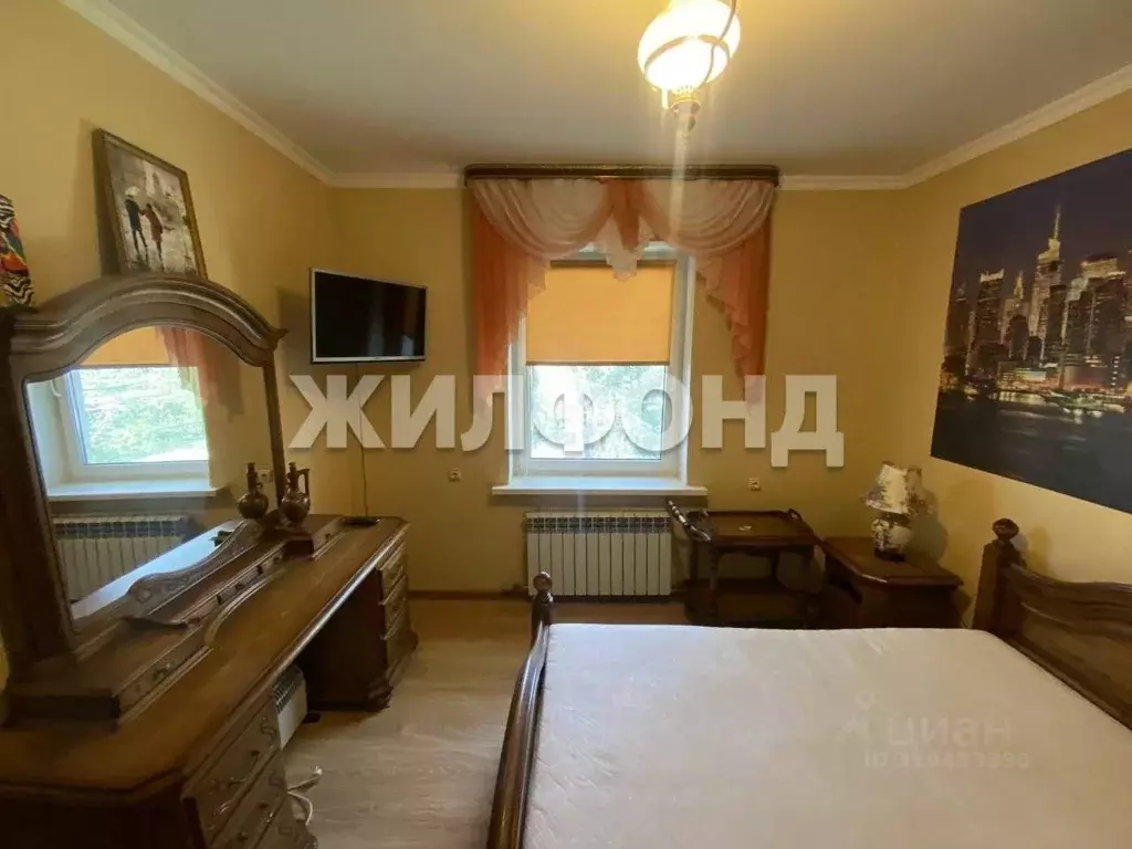 Дом в Белгородская область, Белгород Кольцевая ул. (72 м) - Фото 1