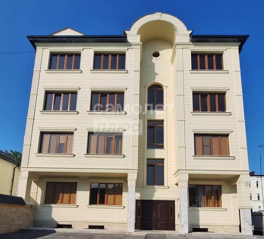 2-к кв. Кабардино-Балкария, Нальчик Балкарская ул., 22 (68.0 м) - Фото 0