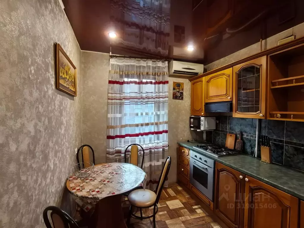 3-к кв. Ростовская область, Таганрог ул. Фрунзе, 150 (60.0 м) - Фото 0