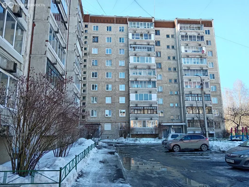 3-комнатная квартира: Ревда, улица Олега Кошевого, 31 (62.6 м) - Фото 2