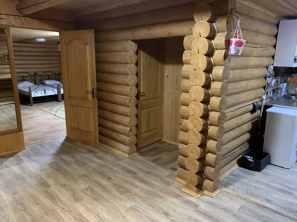 Дом в Крым, Евпатория городской округ, Заозерное пгт  (300 м) - Фото 2