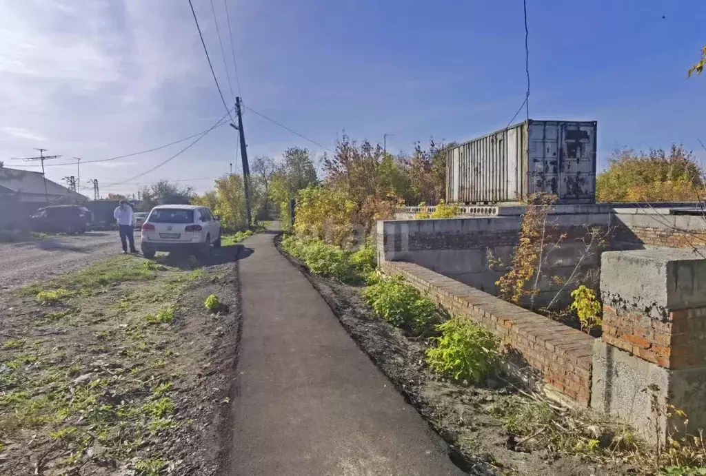 Дом в Омская область, Омск ул. 10-я Рабочая, 4 (228 м) - Фото 0