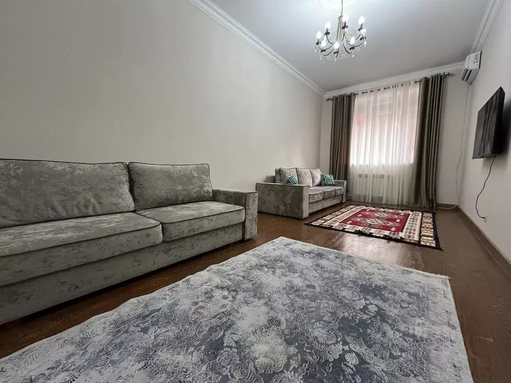 2-к кв. Дагестан, Махачкала ул. Кадарская, 40 (65.0 м) - Фото 0