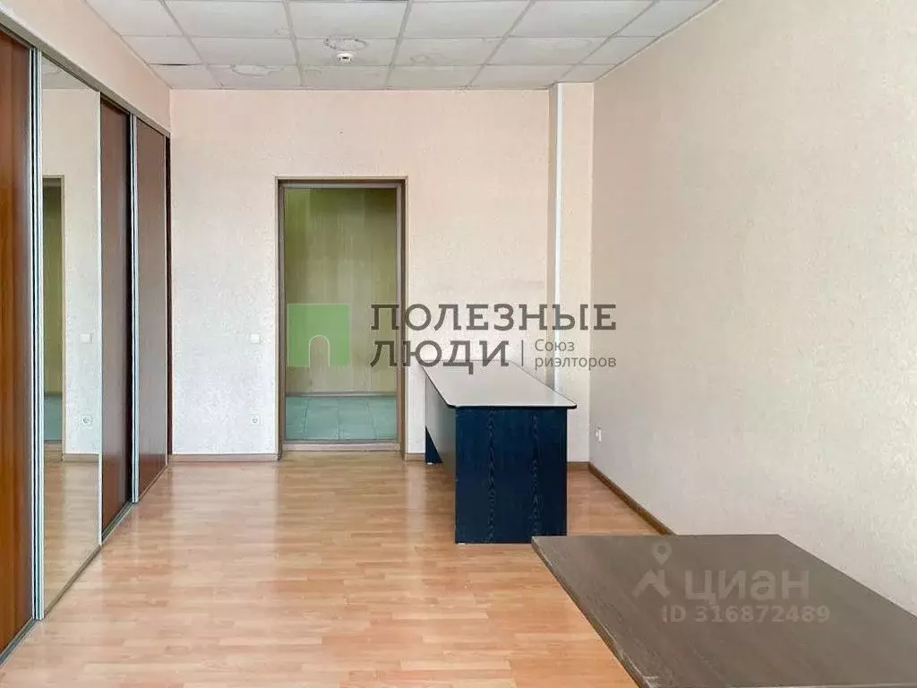 Офис в Алтайский край, Барнаул просп. Калинина, 116/16 (200 м) - Фото 1