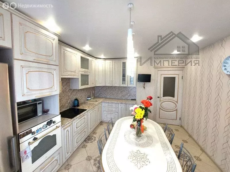 3-комнатная квартира: Казань, улица Натана Рахлина, 13 (86 м) - Фото 1