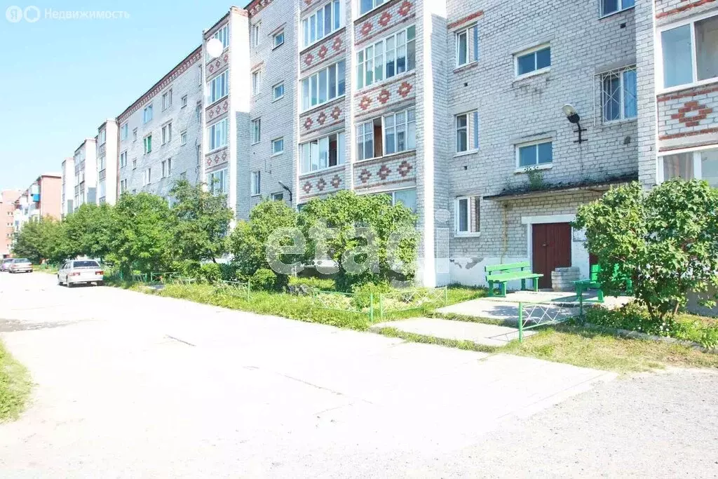 2-комнатная квартира: Ялуторовск, улица Революции, 133 (51 м) - Фото 1