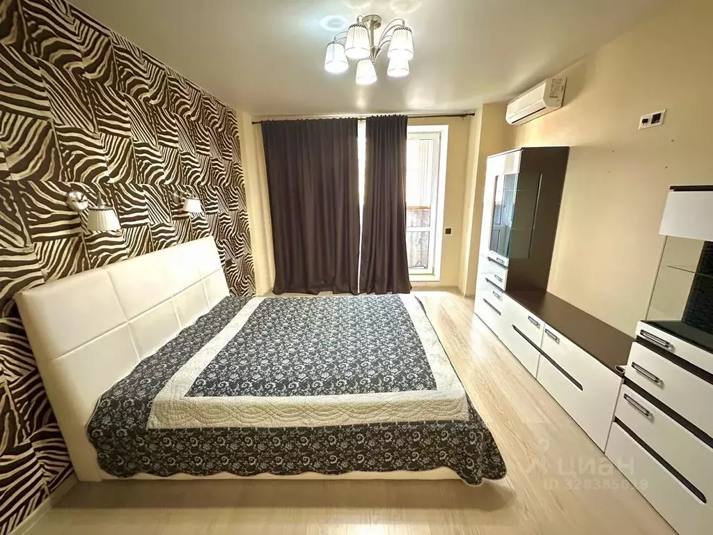 1-к кв. Волгоградская область, Волгоград ул. имени Покрышкина, 6 (48.0 ... - Фото 1