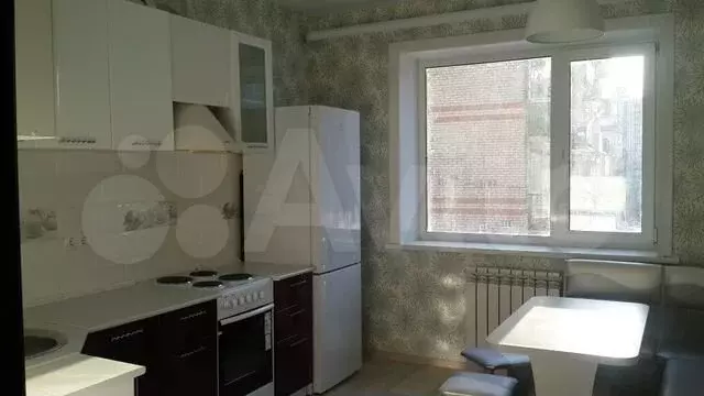 1-к. квартира, 40 м, 2/10 эт. - Фото 1
