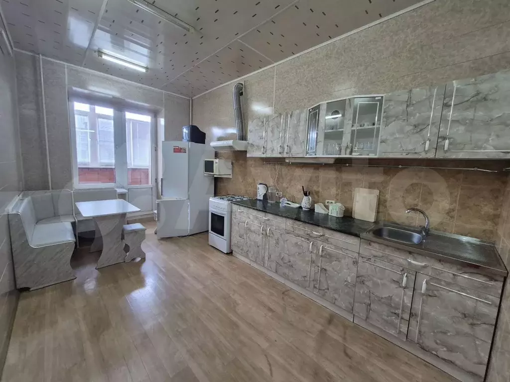 1-к. квартира, 50 м, 4/14 эт. - Фото 0