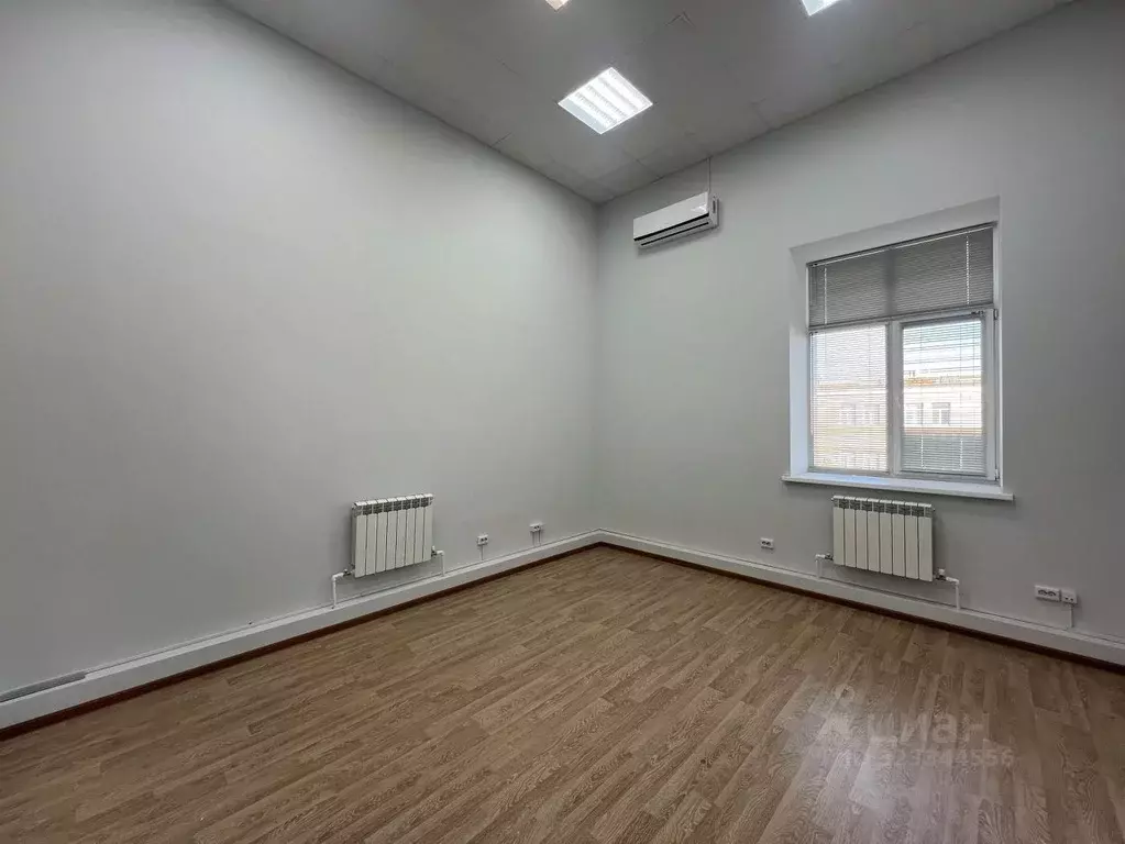Офис в Татарстан, Казань ул. Мазита Гафури, 50к5 (32 м) - Фото 1