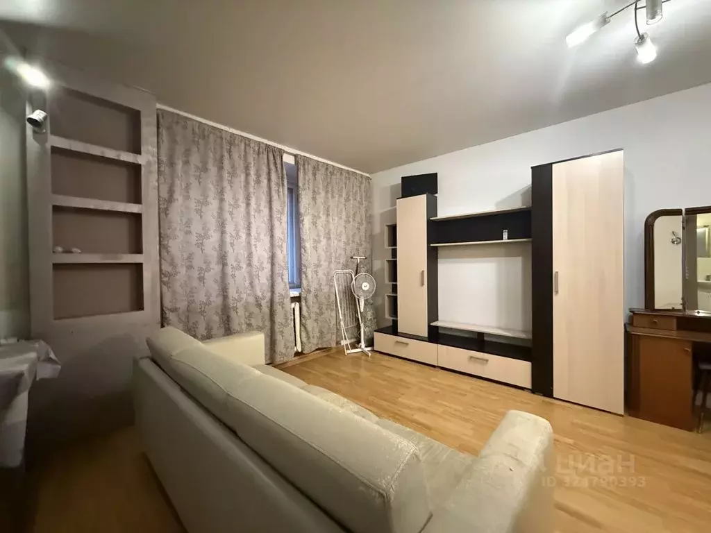 Студия Татарстан, Казань ул. Нурсултана Назарбаева, 60 (32.0 м) - Фото 1