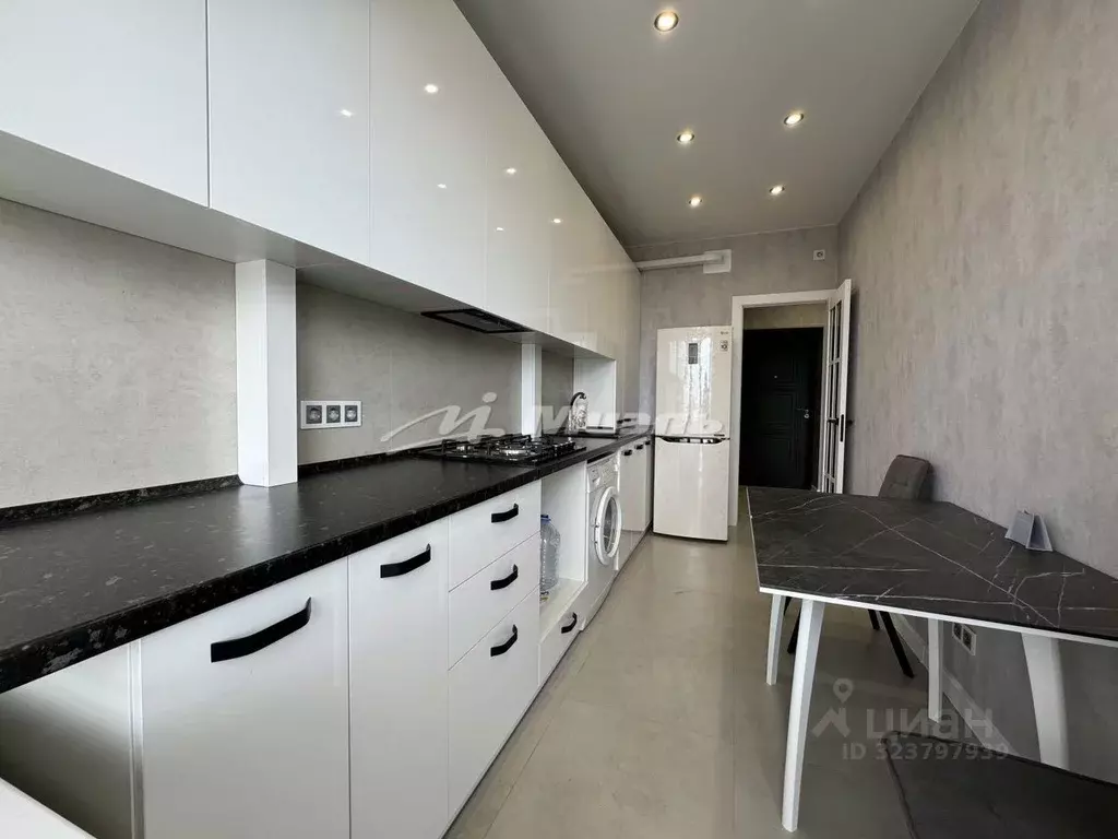 1-к кв. Крым, Симферополь ул. Балаклавская, 73В (33.8 м) - Фото 2