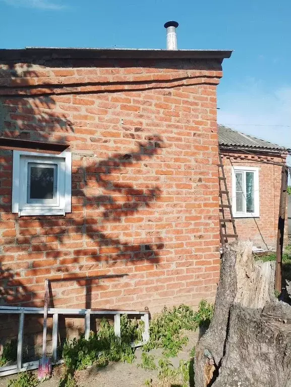 Дом в Краснодарский край, Кавказский район, Казанская ст-ца ул. ... - Фото 2