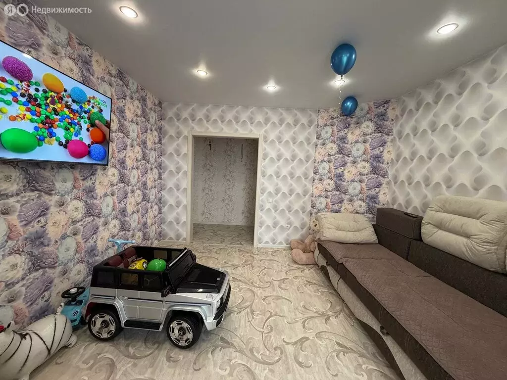 3-комнатная квартира: Абакан, улица Комарова, 24Б (64 м) - Фото 2