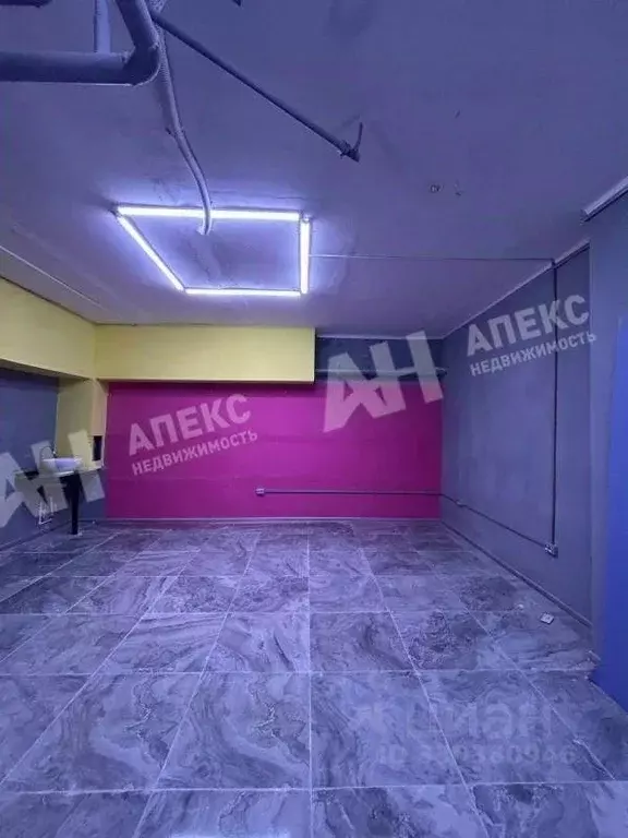 Помещение свободного назначения в Москва Лобненская ул., 6 (300 м) - Фото 1