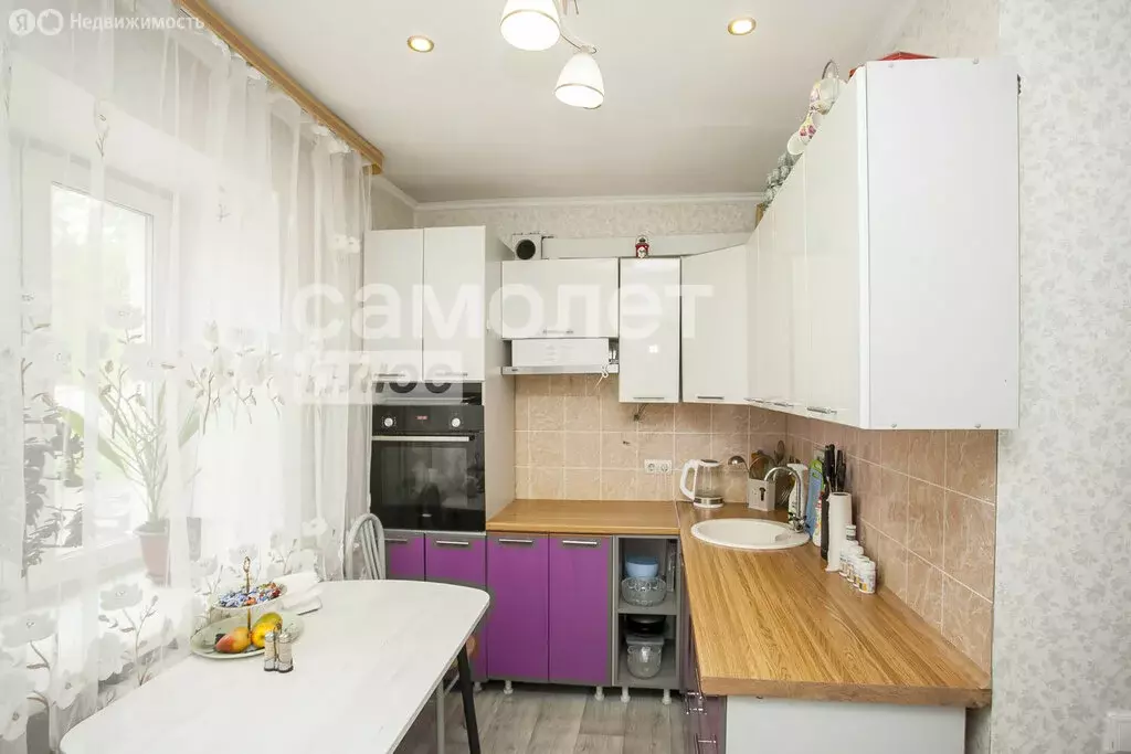 2-комнатная квартира: Кемерово, улица Мартемьянова, 66 (42.1 м) - Фото 0