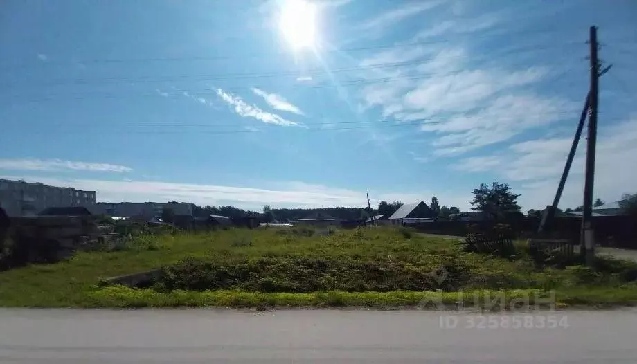 Участок в Пермский край, Александровск Яйва пгт, Первомайская ул., 32 ... - Фото 1