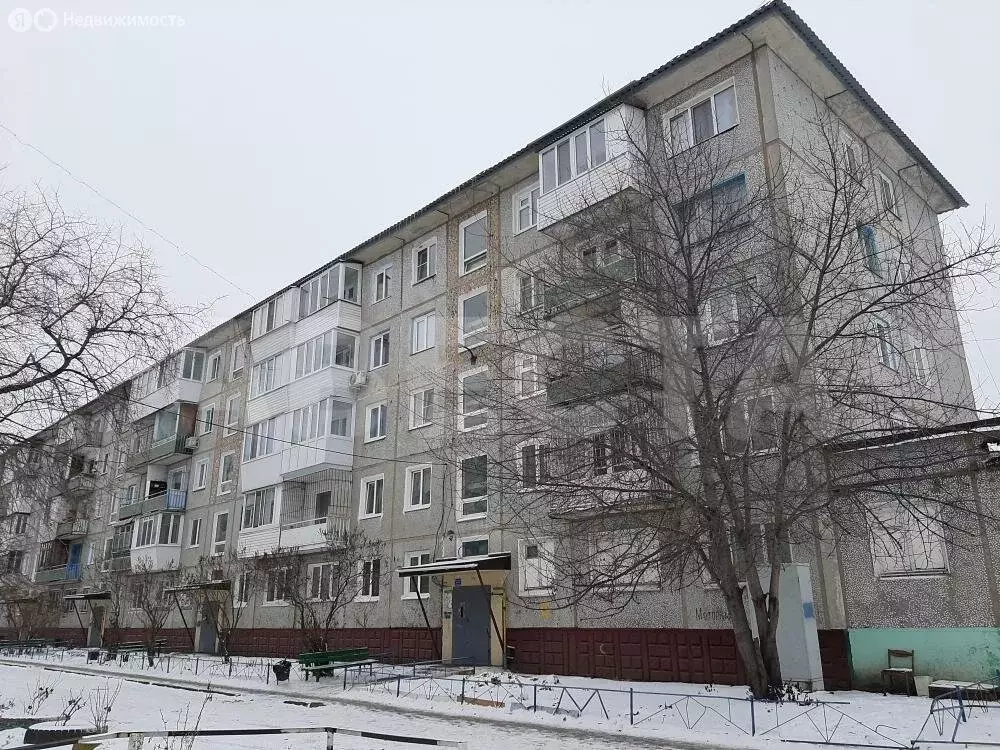 4-комнатная квартира: Омск, Моторная улица, 13 (58.7 м) - Фото 1