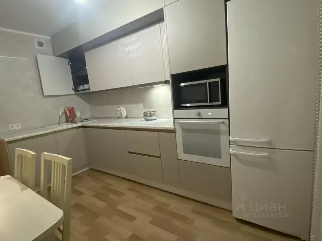 2-к кв. Татарстан, Альметьевск просп. Строителей, 80 (57.0 м) - Фото 1