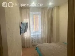 2-комнатная квартира: Тюмень, Дальняя улица, 22 (50 м) - Фото 0