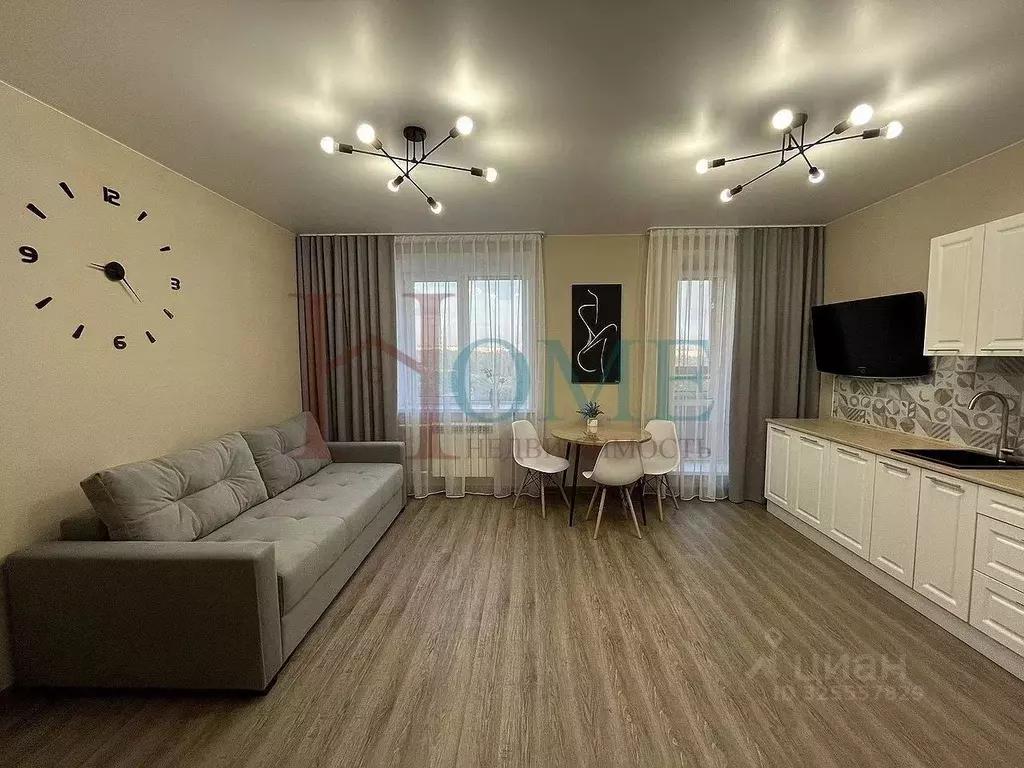 Студия Новосибирская область, Новосибирск ул. Есенина, 67 (33.0 м) - Фото 1