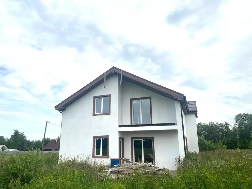 Дом в Ленинградская область, Волховский район, Кисельнинское с/пос, д. ... - Фото 1