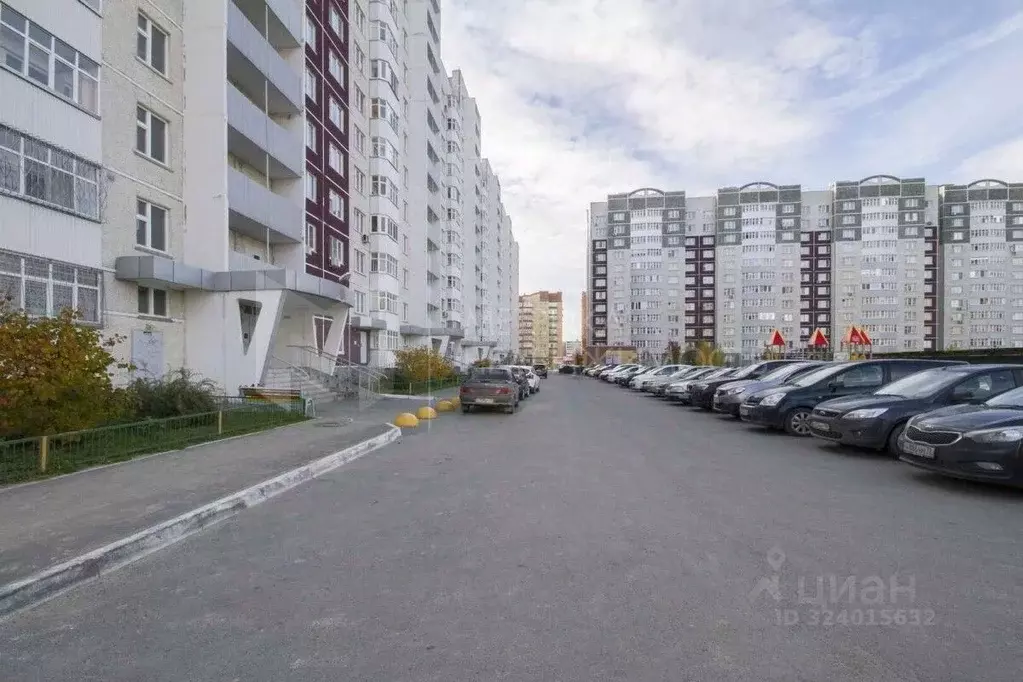 1-к кв. Тюменская область, Тюмень Восточный-2 мкр, ул. Ивана Словцова, ... - Фото 1