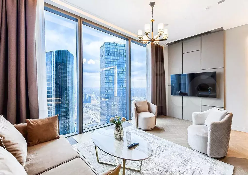Апартаменты-студия, 55 м, 74/95 эт. - Фото 1