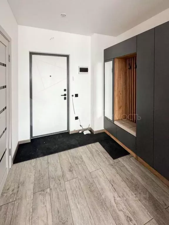 Студия Тюменская область, Тюмень ул. Павла Никольского, 6 (33.4 м) - Фото 1