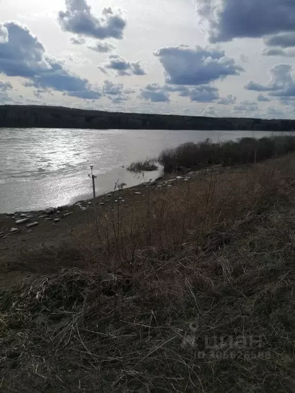 Дом в Кемеровская область, Яшкинский район, с. Колмогорово Мирная ул., ... - Фото 0