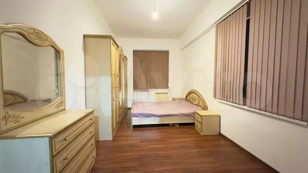 3-к. квартира, 90 м, 4/9 эт. - Фото 0