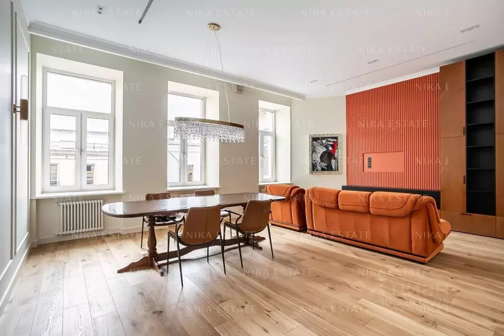 3-к кв. Москва ул. Пречистенка, 33/19С1 (130.0 м) - Фото 0