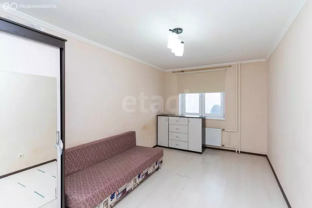 2-комнатная квартира: Тюмень, улица Пермякова, 83к2 (62 м) - Фото 1