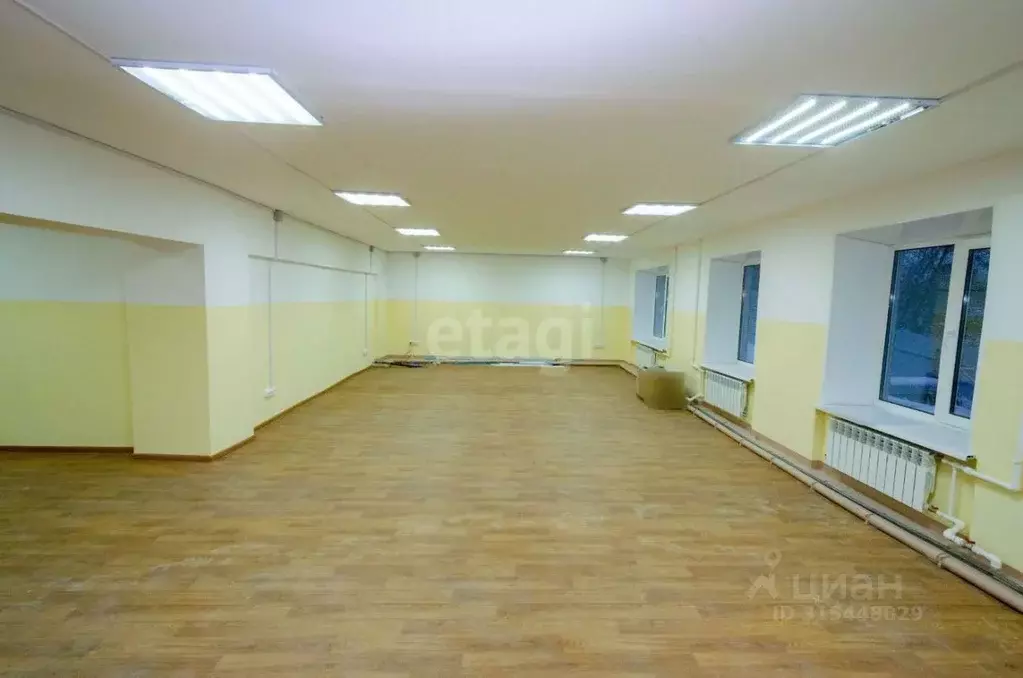 Офис в Свердловская область, Нижний Тагил ул. Максима Горького, 1 (530 ... - Фото 1