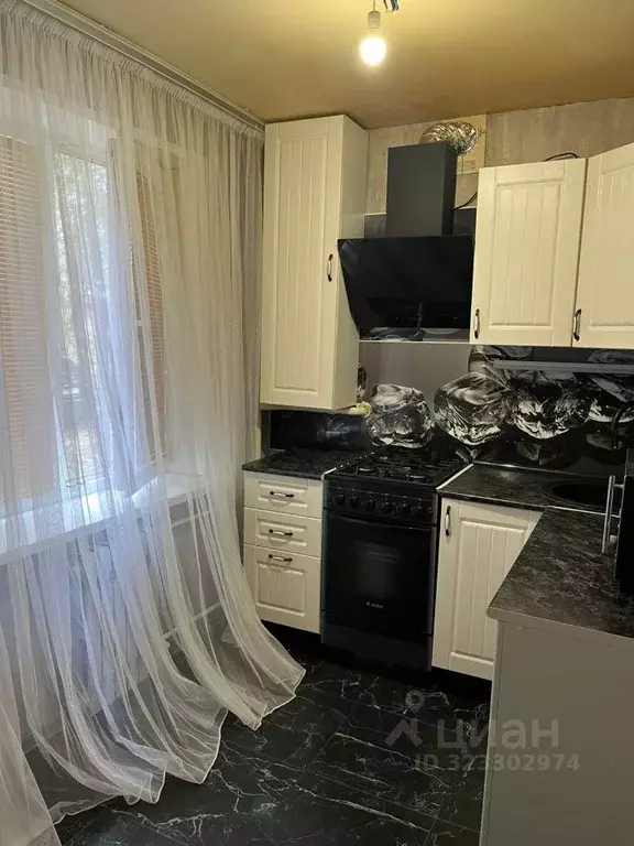 3-к кв. Тульская область, Суворов Тульская ул., 19 (63.0 м) - Фото 1