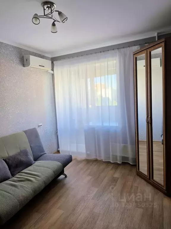 1-к кв. Самарская область, Тольятти ул. Автостроителей, 11А (33.0 м) - Фото 0
