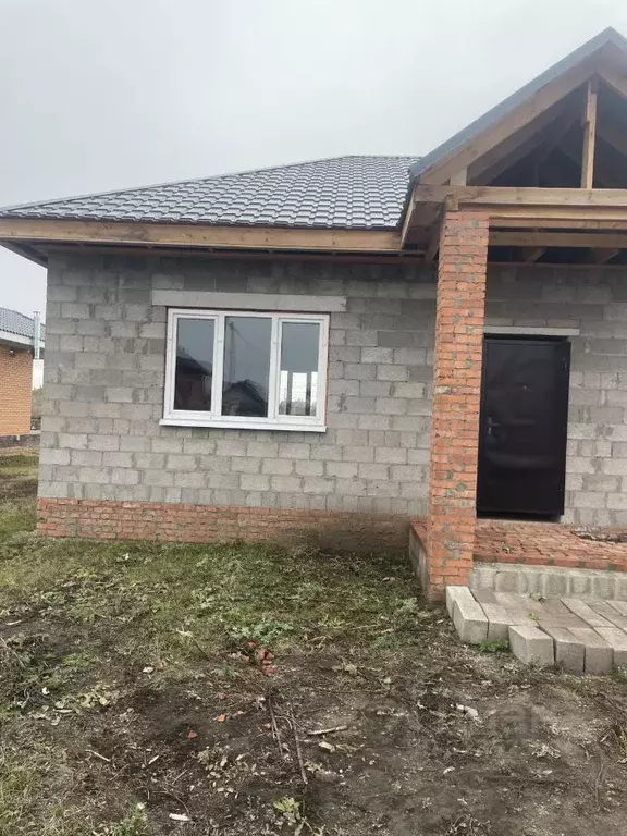 Дом в Саратовская область, Энгельсский район, Новопушкинское ... - Фото 1