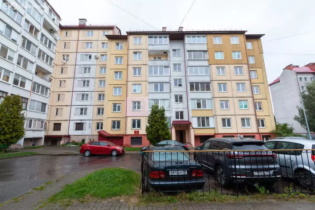 1-комнатная квартира: Калининград, улица Маршала Борзова, 97 (45 м) - Фото 1