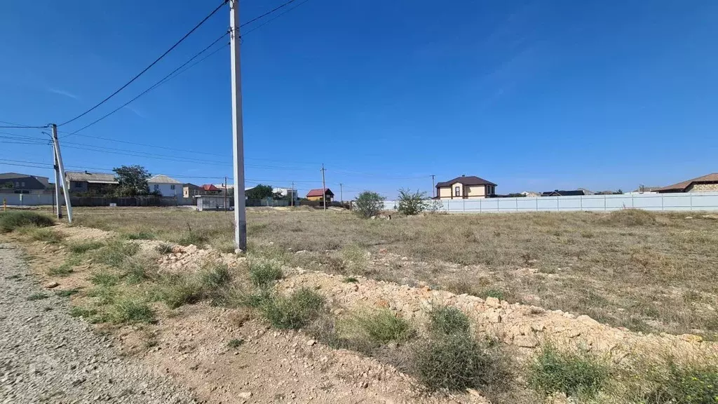 Участок в Крым, Сакский район, с. Суворовское  (6.0 сот.) - Фото 1