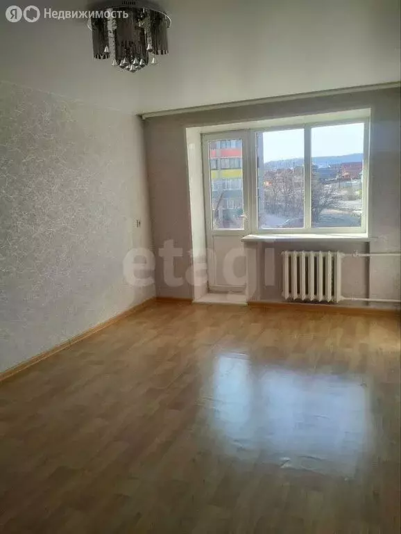 3-комнатная квартира: Улан-Удэ, микрорайон Восточный, улица Камова, 5 ... - Фото 1