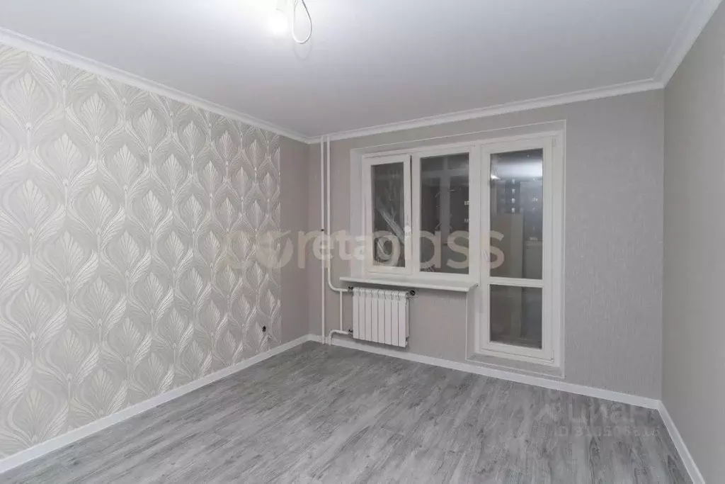 3-к кв. Тюменская область, Тюмень ул. Федюнинского, 56к1 (92.7 м) - Фото 0