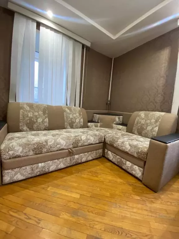 3-к кв. Нижегородская область, Нижний Новгород Родниковая ул., 6 (90.0 ... - Фото 1