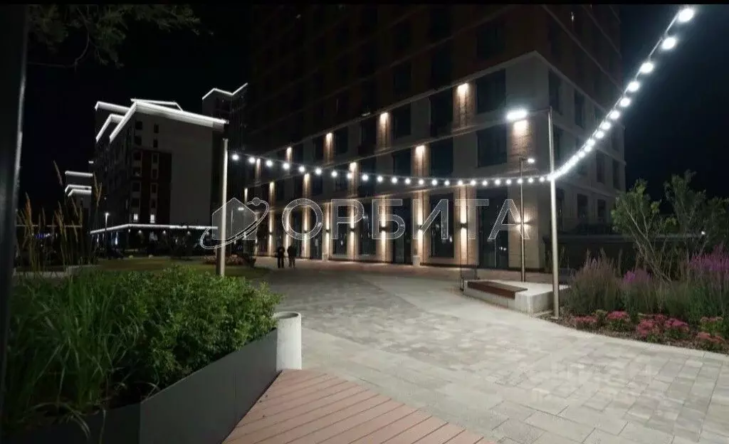 2-к кв. Тюменская область, Тюмень ул. Пожарных и Спасателей, 1к1 (90.0 ... - Фото 2