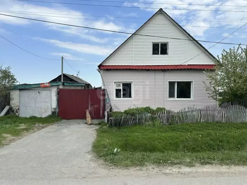 Дом в Тюменская область, с. Исетское ул. Луговая (75 м) - Фото 1