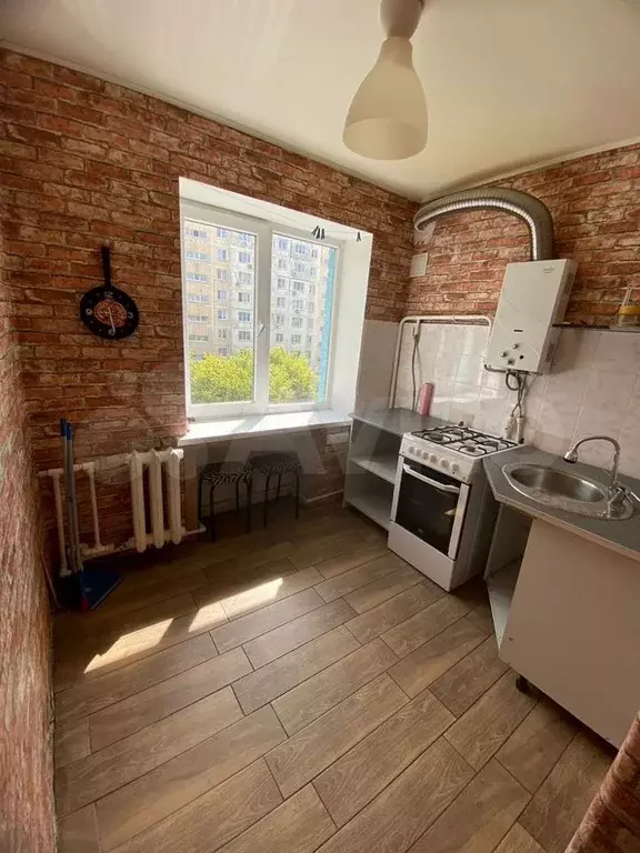 2-к. квартира, 45 м, 5/5 эт. - Фото 0