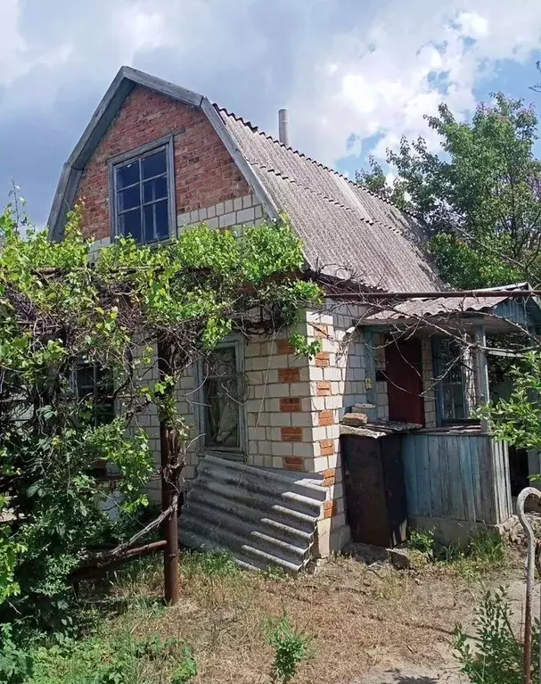 Дом в Ростовская область, Каменск-Шахтинский Зеленый пер. (35 м) - Фото 0