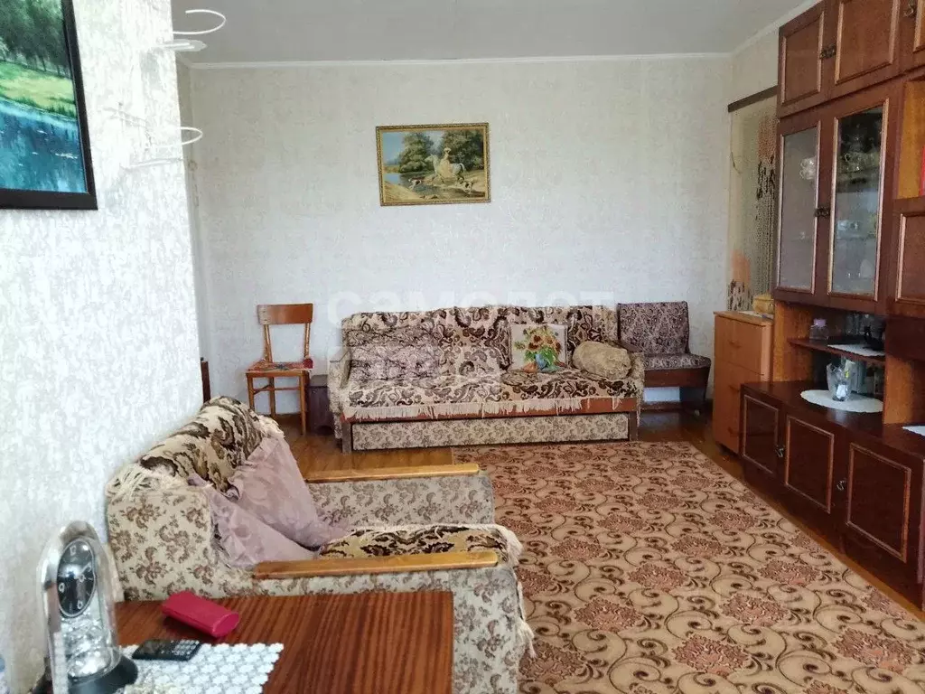 2-к кв. Свердловская область, Камышлов Молодогвардейская ул., 27 (41.2 ... - Фото 1